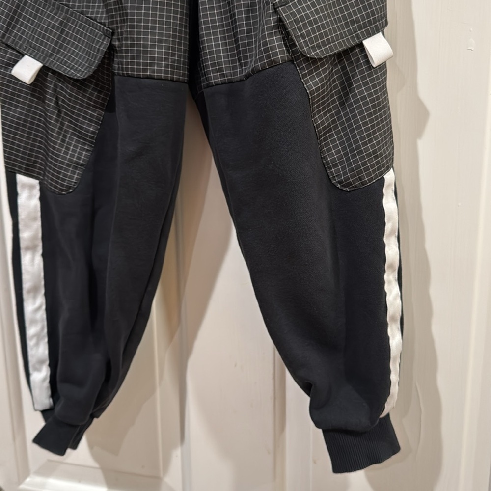 Nike Sweatpants - Picture 3 of 7